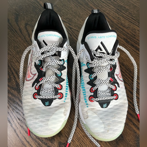 Nike Shoes Giannis Immortality Nike Youth Basketball Shoes Size 6